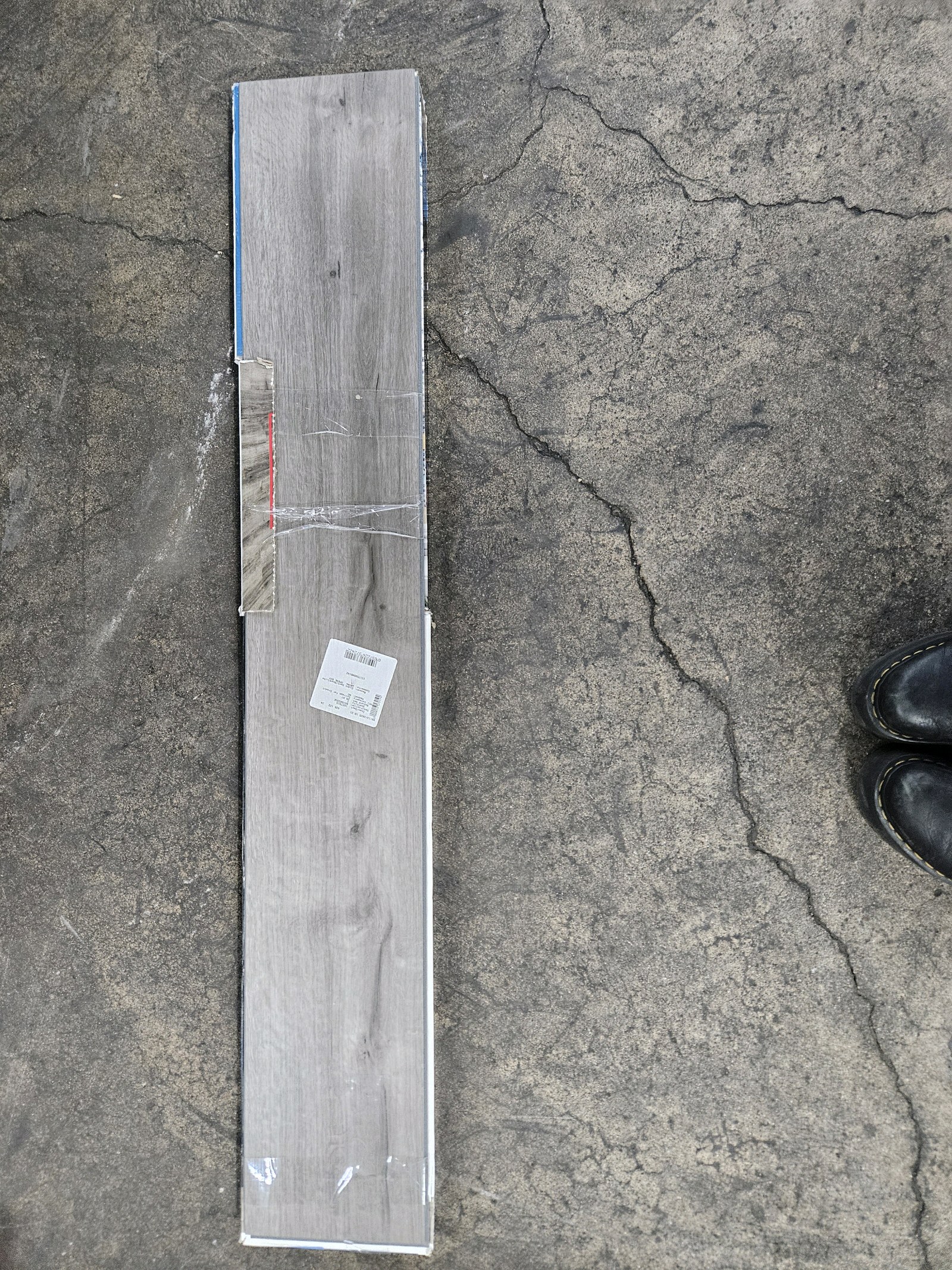 Laminate Wood Flooring
