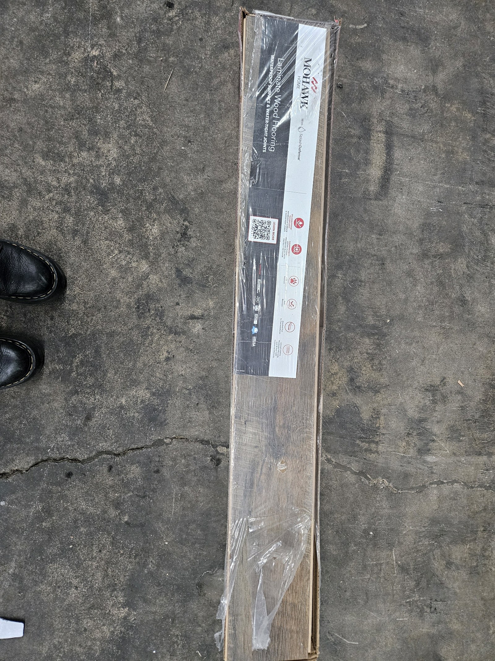 Laminate Wood Flooring