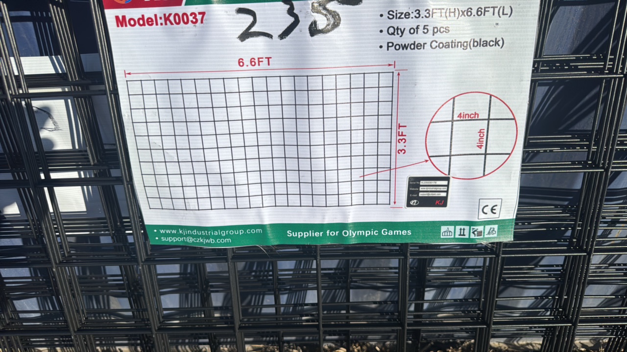 2025 K00037 Unused Wire mesh