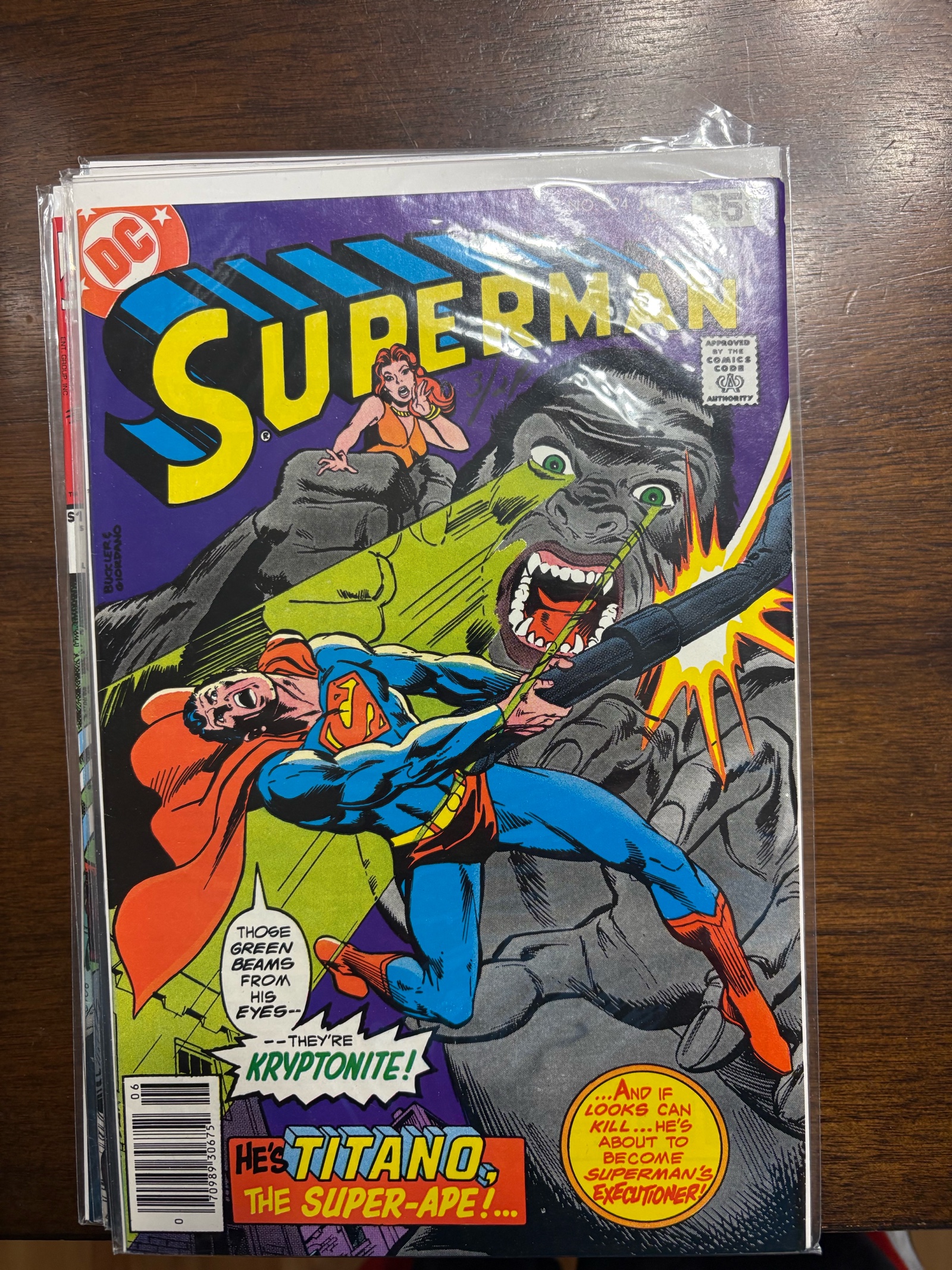 Superman DC Comics Issue #324