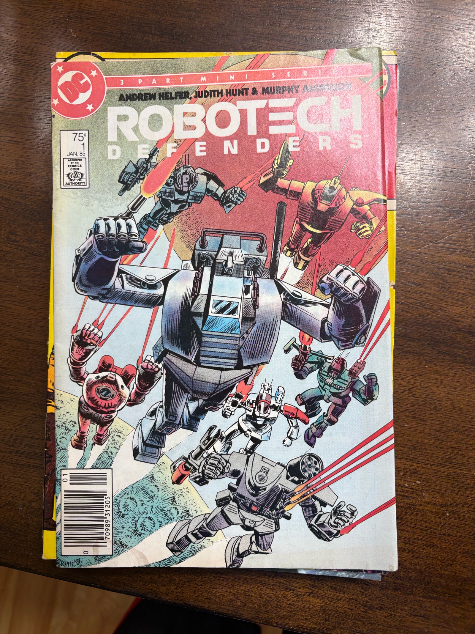 Robotech Defenders Issue #1 Three Part Mini Series DC Comics