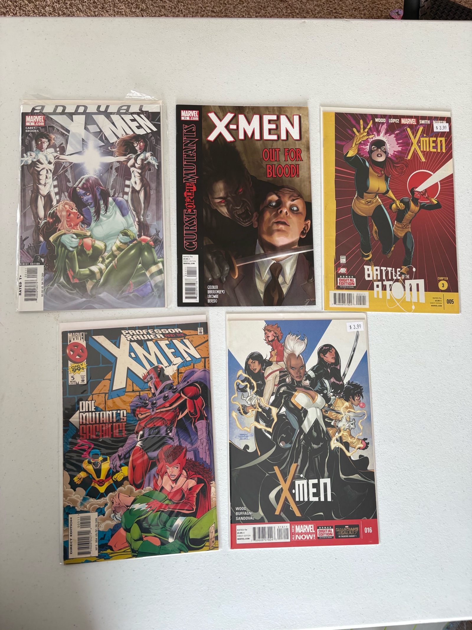 X-Men Comic Book Lot Marvel, 5 Comics Mix of Different X-Men Series