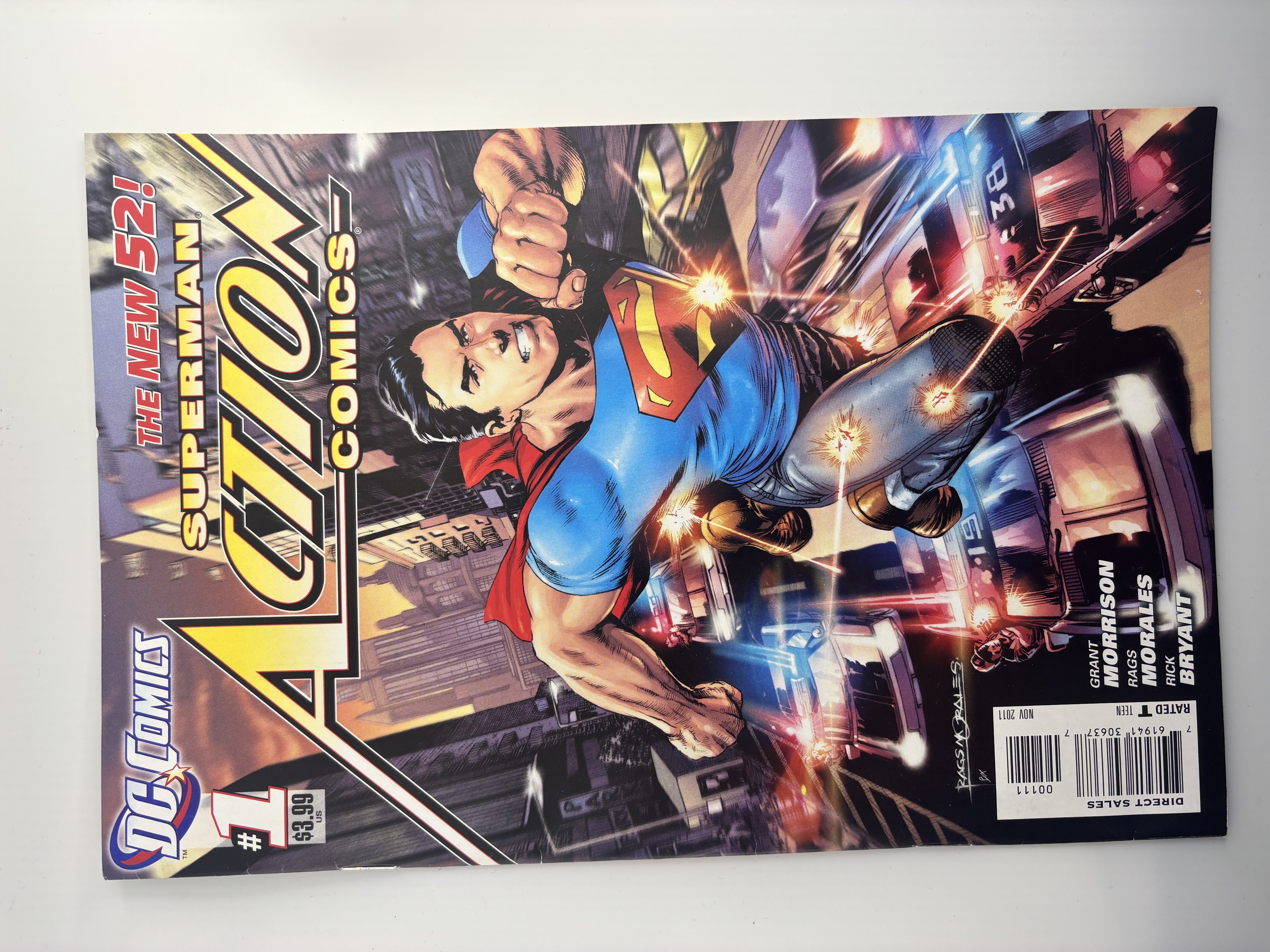 Superman New 52 Issue #1 DC Comics