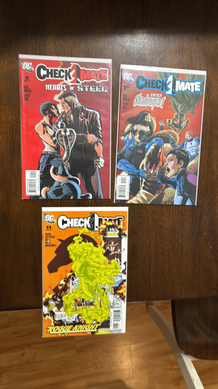 Checkmate Comic Lot, 9,10,11 DC Comics