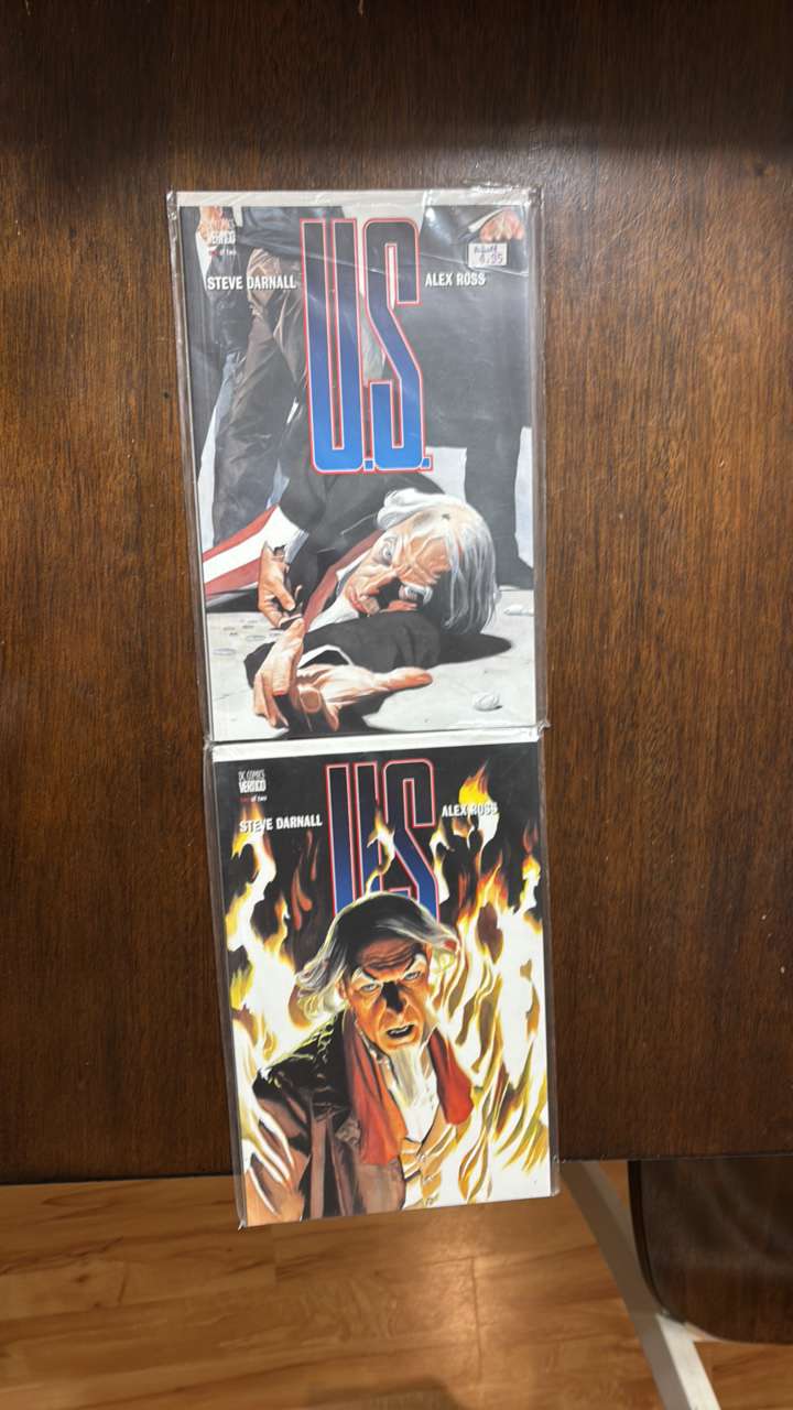 U.S. Comic Book Lot, Issues 1 and 2 First issue, DC Vertigo Comics