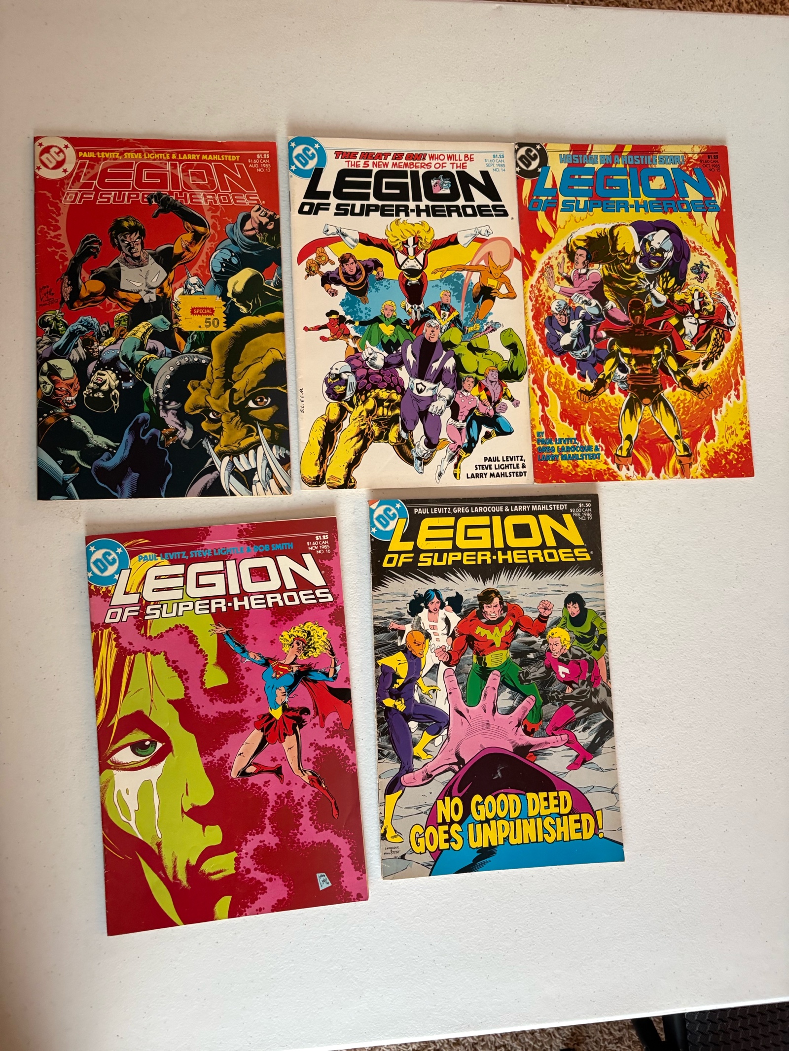Legion of Super Heroes Comic Book Lot, 5 Comics From DC