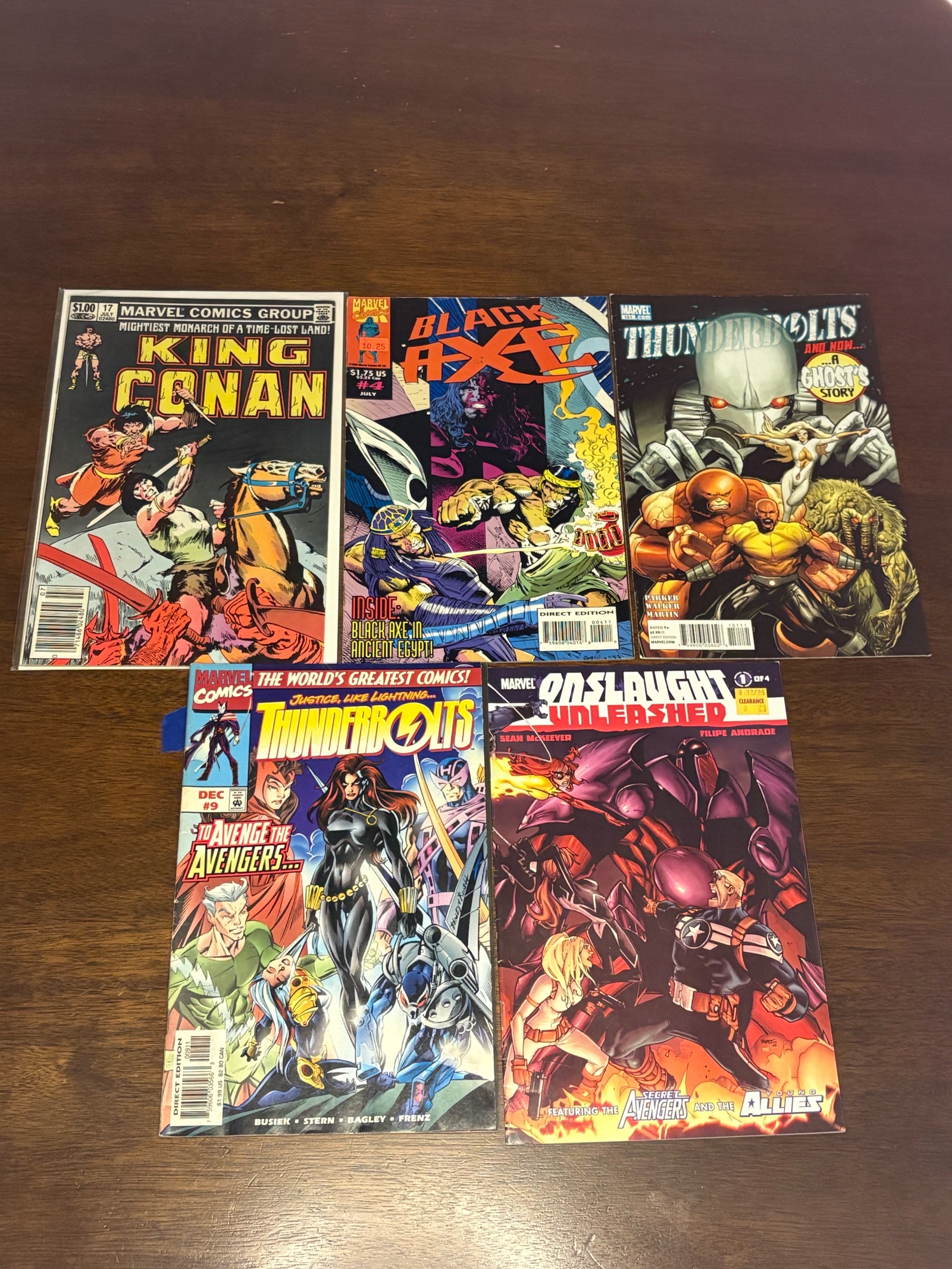 Marvel Comic Book Lot, Mix of Heroes, 5 Comic Books