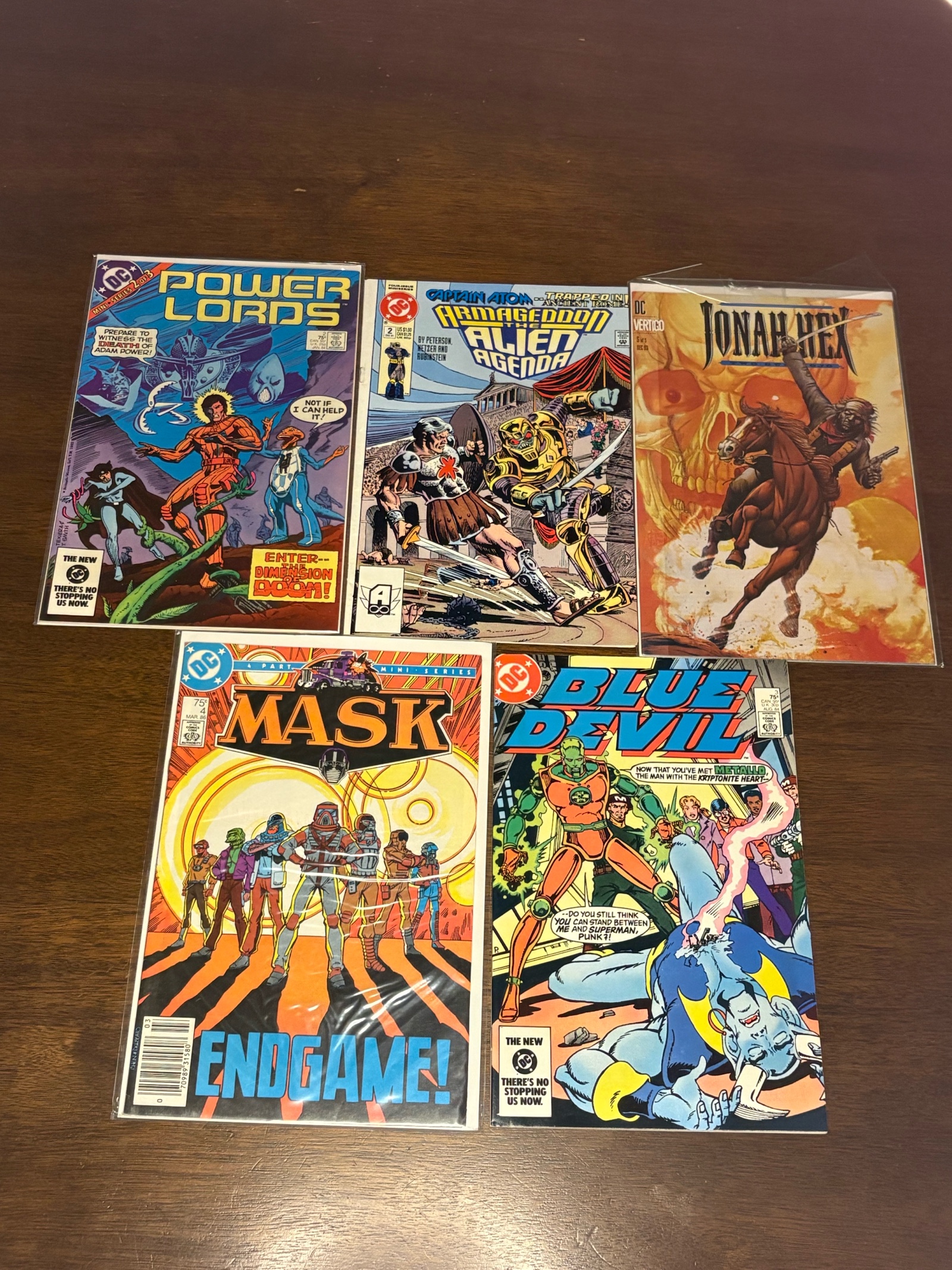 DC Comic Book Lot, Mix of Heroes, 5 Comic Books