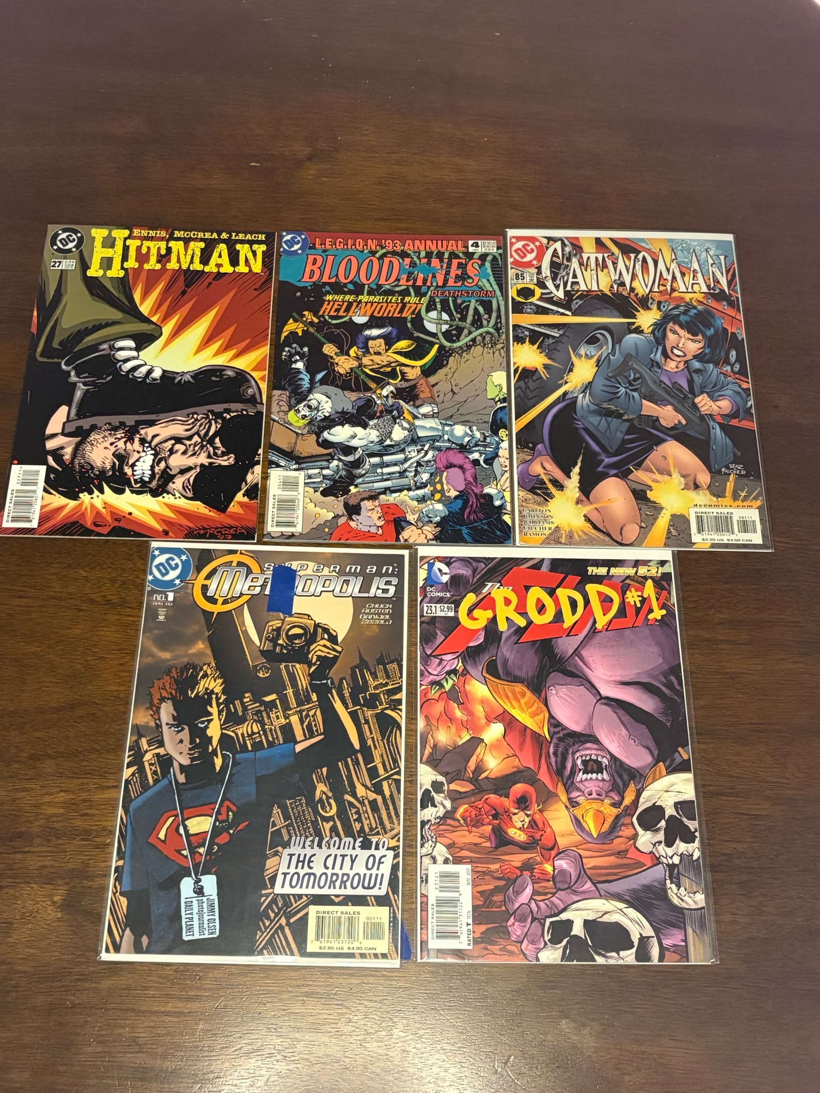 DC Comic Book Lot, Mix of Heroes, 5 Comic Books