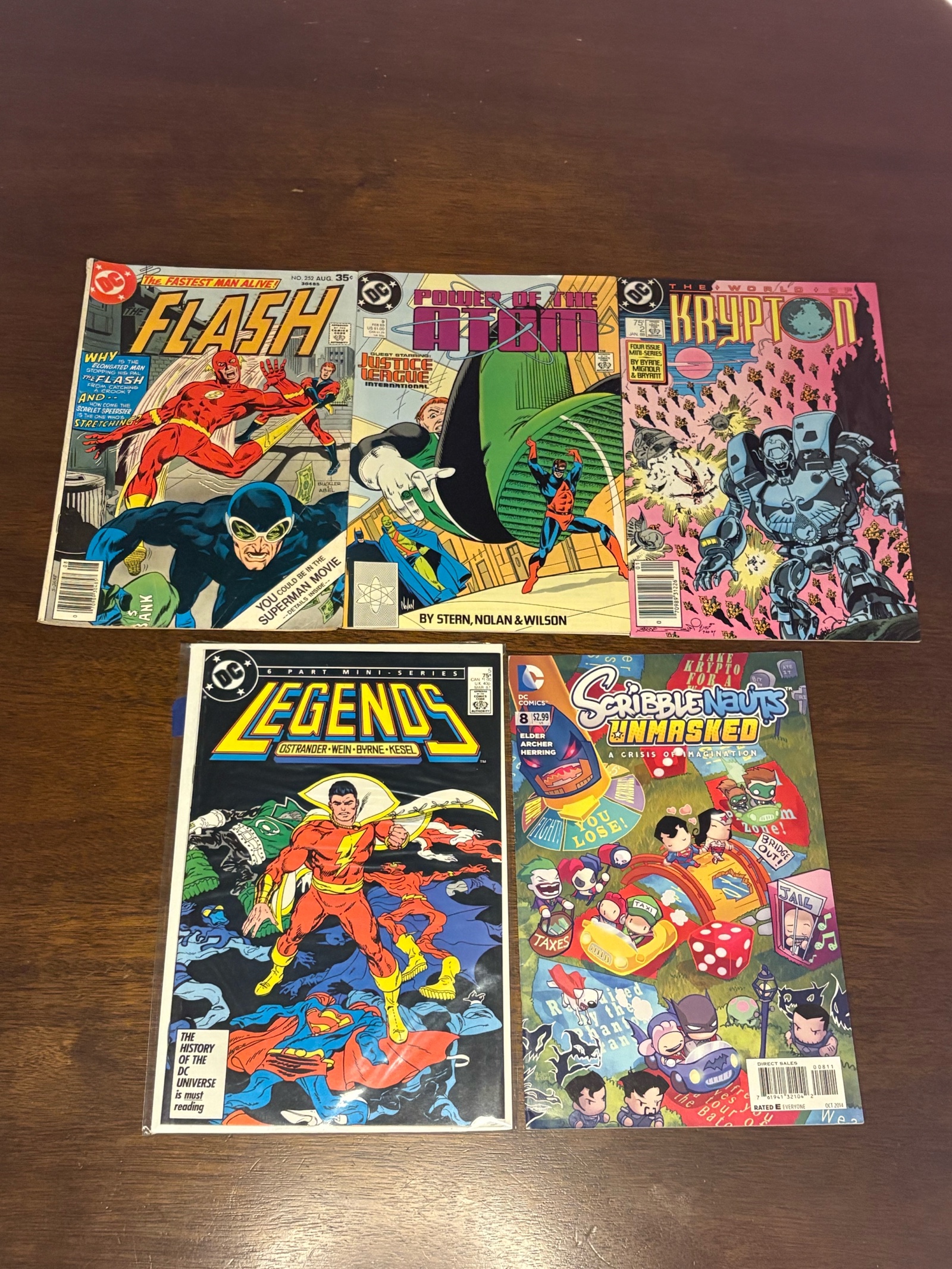 DC Comic Book Lot, Mix of Heroes, 5 Comic Books
