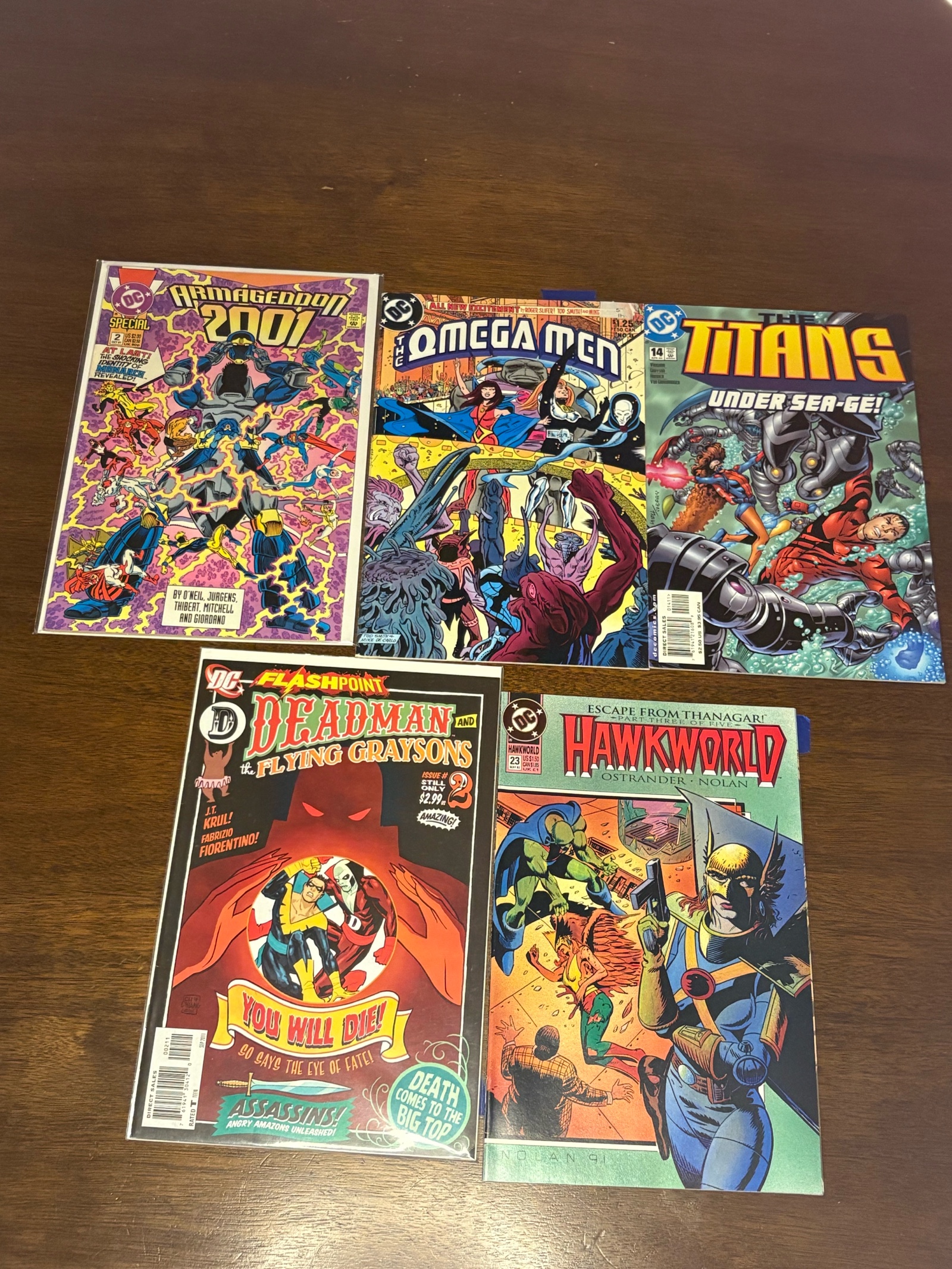 DC Comic Book Lot, Mix of Heroes, 5 Comic Books
