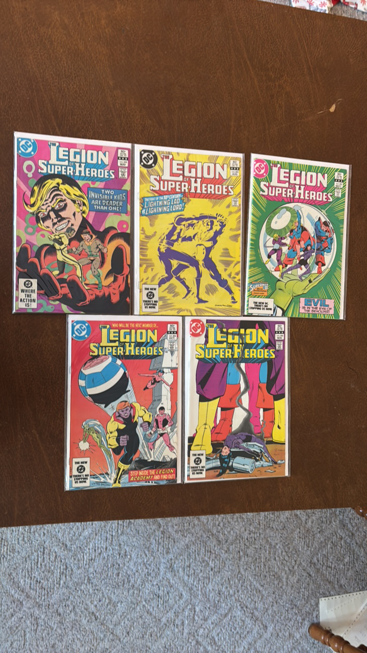 Legion of Super Heroes Comic Book Lot, DC Comics Issues 299,302,303,304,305