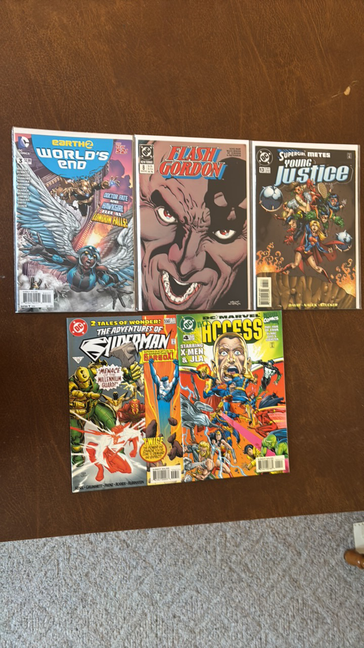 DC Comic Books Lot, 5 Different Comics