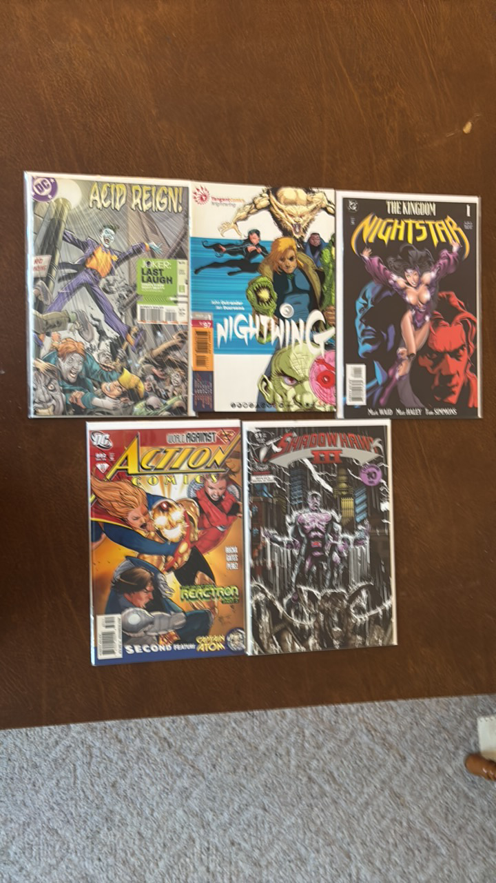 DC Comic Books Lot, 5 Different Comics