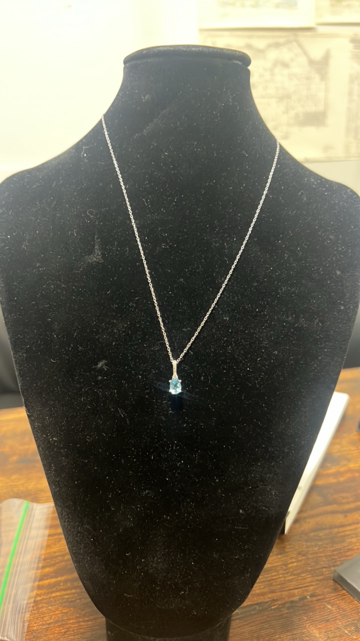 Sterling silver pendant and chain