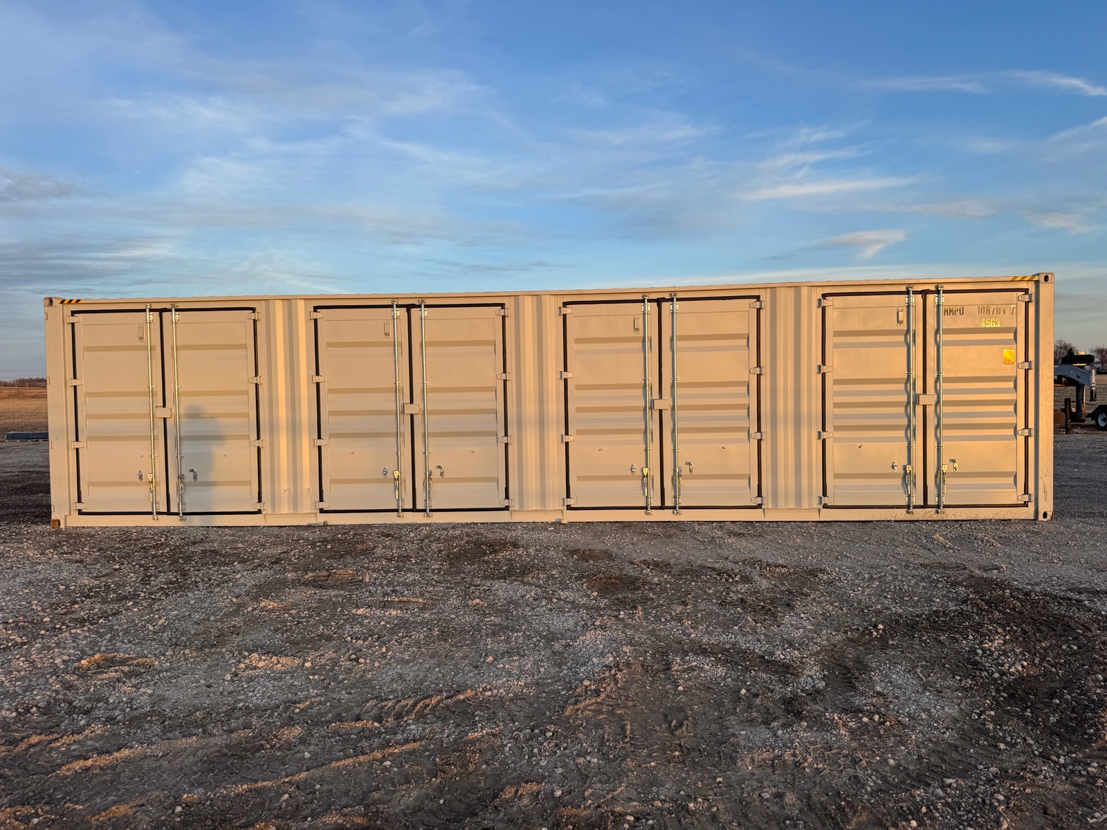 40FT CONTAINER WITH 4 DOORS &nbsp2025UnusedIRC40