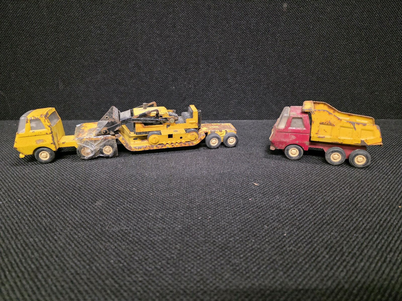 Vintage Die-Cast Construction Vehicle TONKA Toys