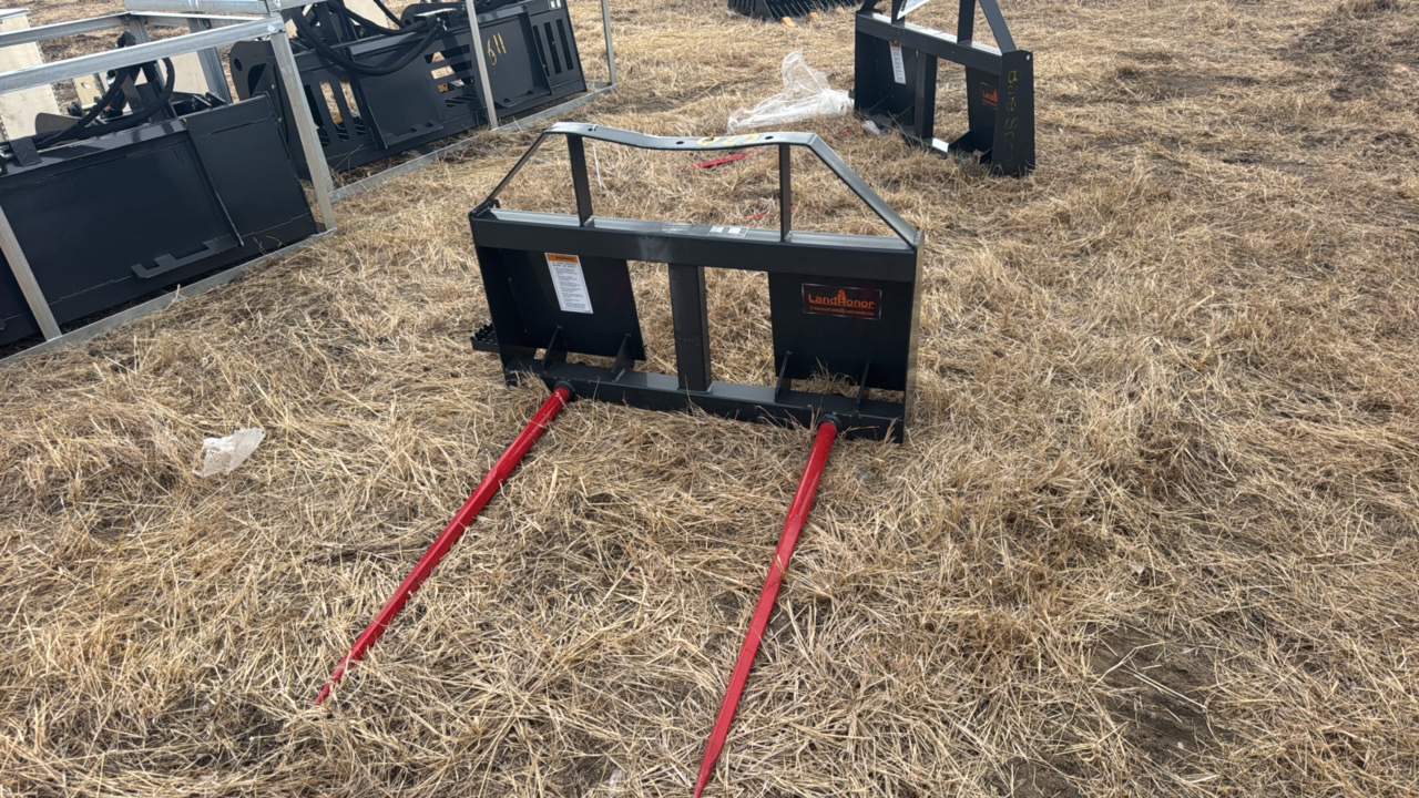 Skid Steer Bale SpearLandhonor2025UnusedBS-12-2500G