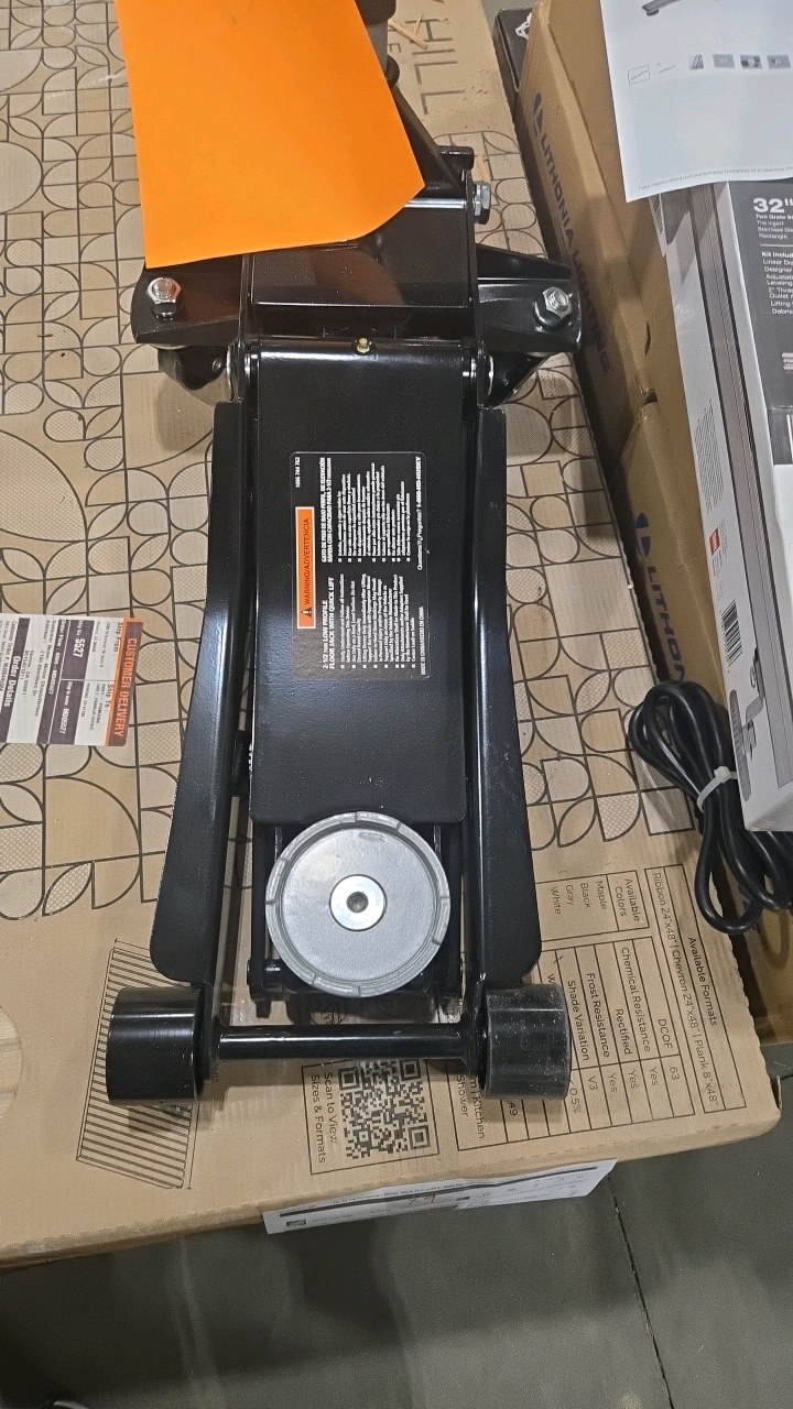 Husky 2.5-Ton Pro Low Profile Floor Jack