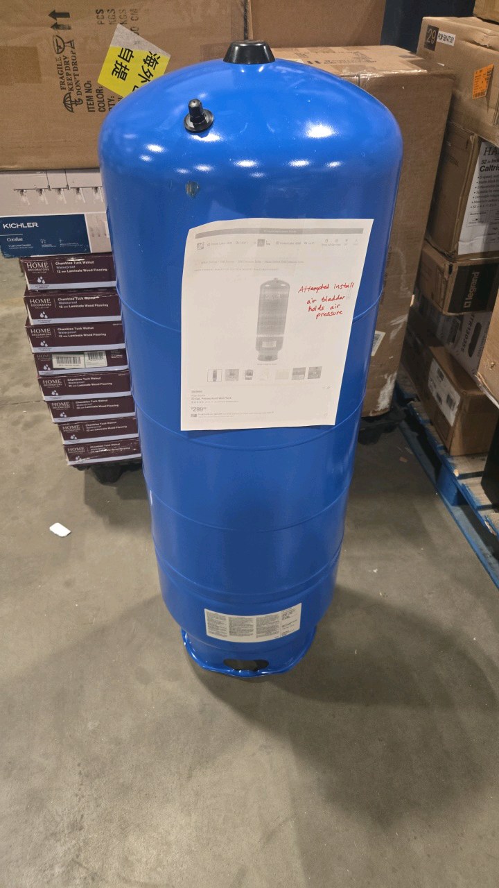Water Worker 32 Gal. Pressurized Well Tank