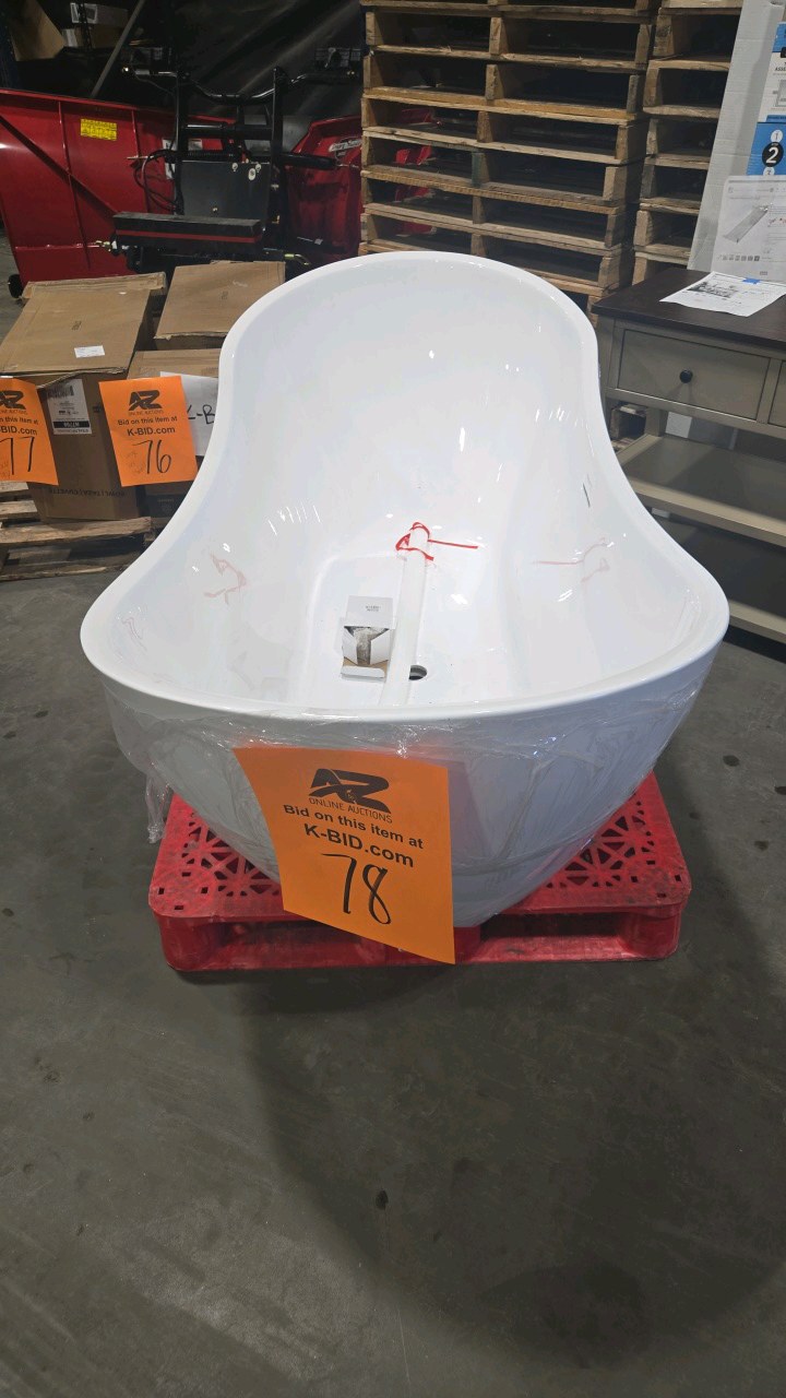 Vanity Art 71 in. Acrylic Flatbottom Freestanding Bathtub in WhiteTitanium Gold