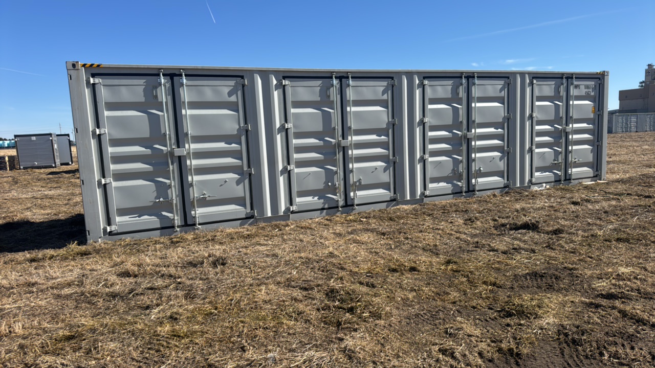 40FT CONTAINER WITH 4 DOORS	SDLANCH	2025	Unused	IRC40