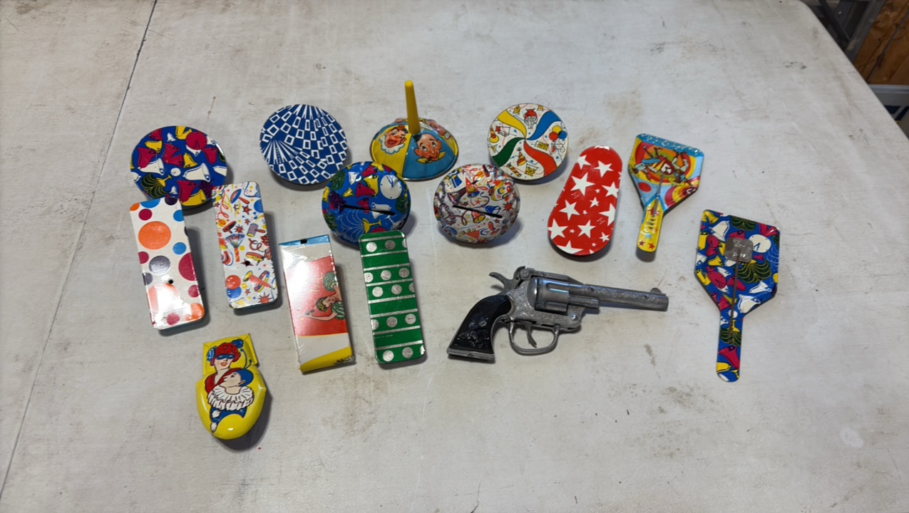 VINTAGE tin litho toy noise makers mid-century Eagle cap gun