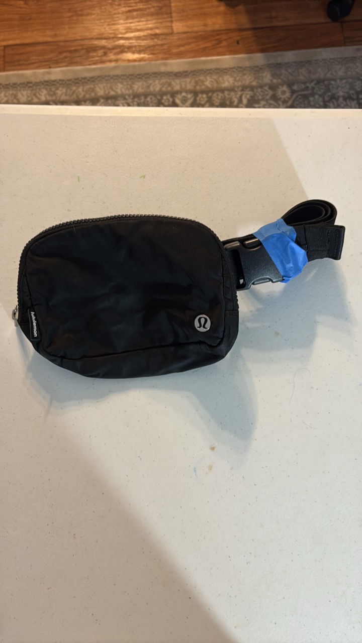 LULU Lemon Fanny Pack