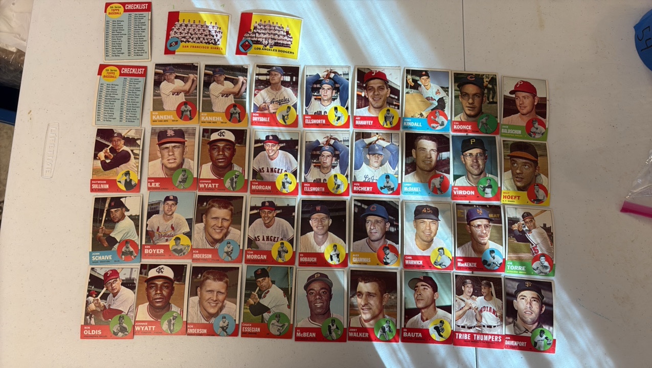 (39) VINTAGE Topps baseball cards LA Dodgers, SF Giants