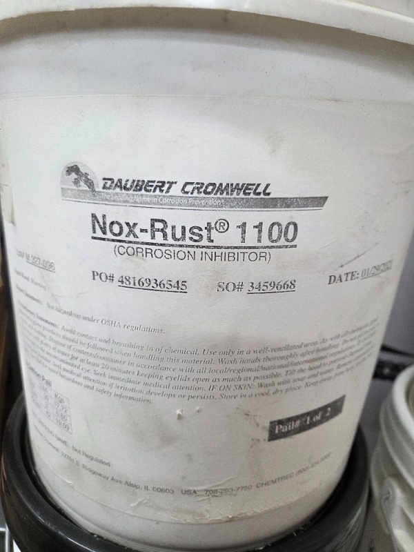 Lot of 7 Industrial 5-Gallon Pails Daubert Cromwell Nox-Rust 1100 Corrosion Inhibitor and Chevron Journaltex HD 57 Lubricant