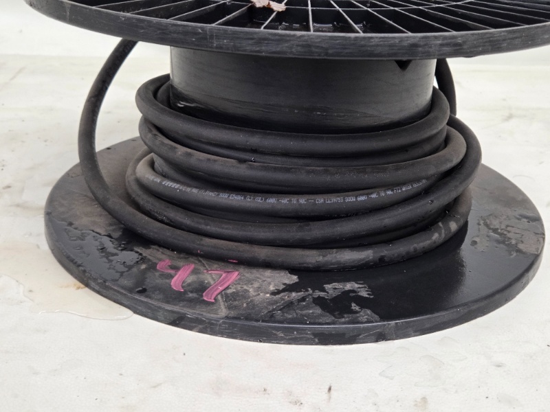 Drum of 3 GKW 600V 616 AWG 5-Conductor Electrical Cable