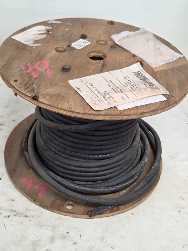 Spool of Carol Super Vu-Tron 6C 16 AWG 600V Wire