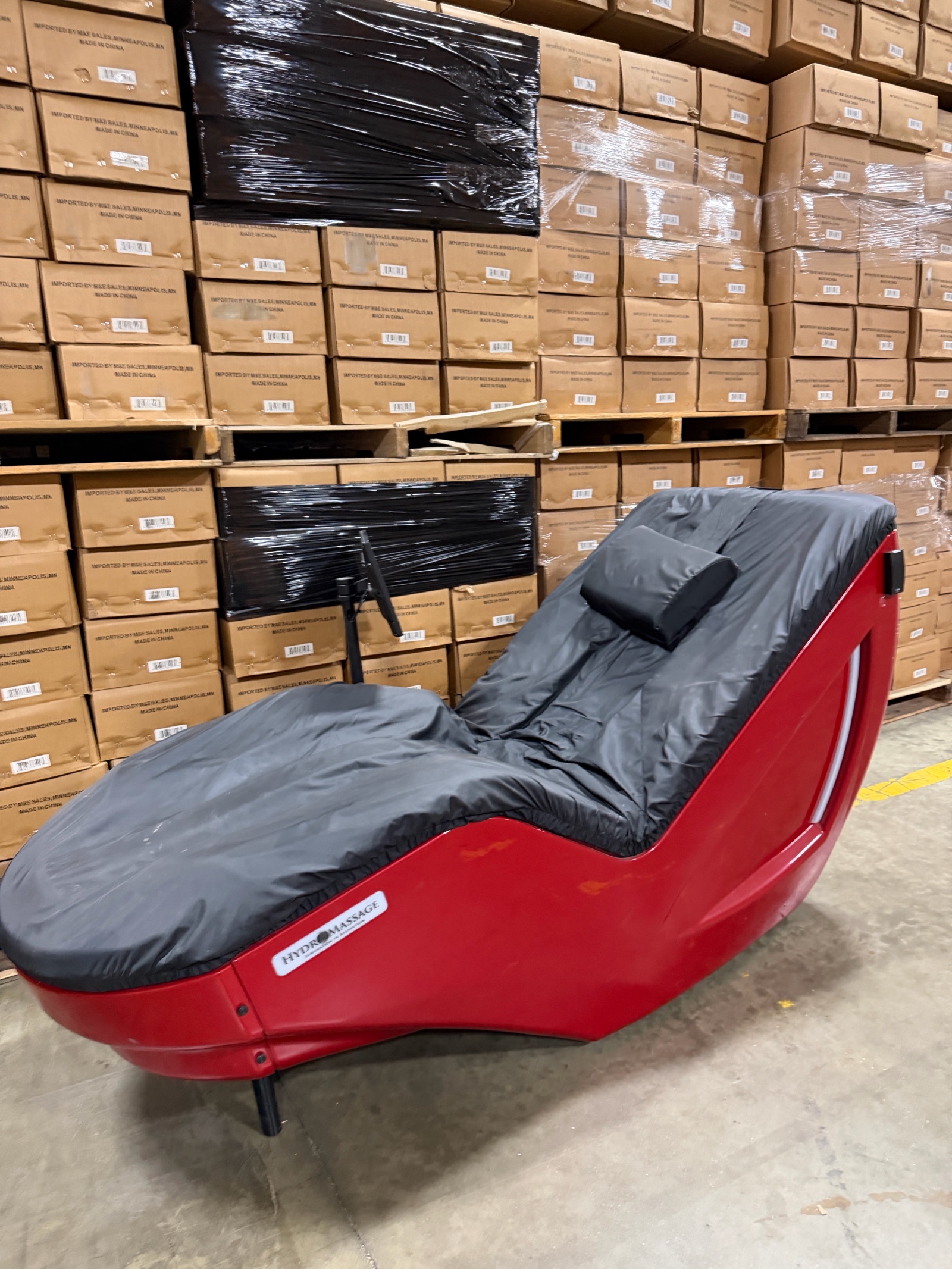 HydroMassage Recovery Lounge Chair with Tablet Screen