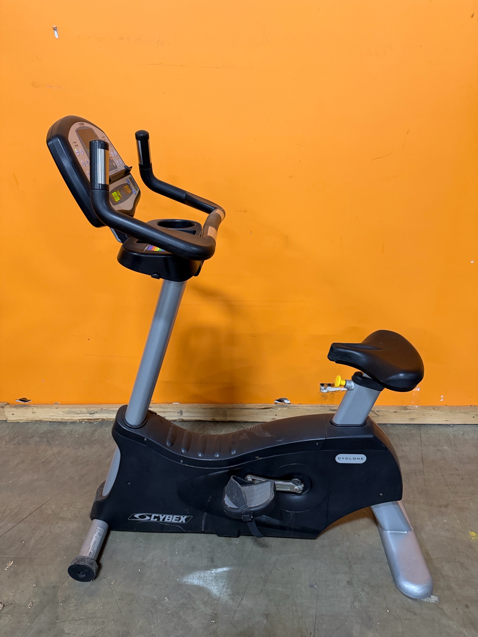 Cybex Cyclone Upright Exercise Bike - Commercial Cardio Fitness Bike