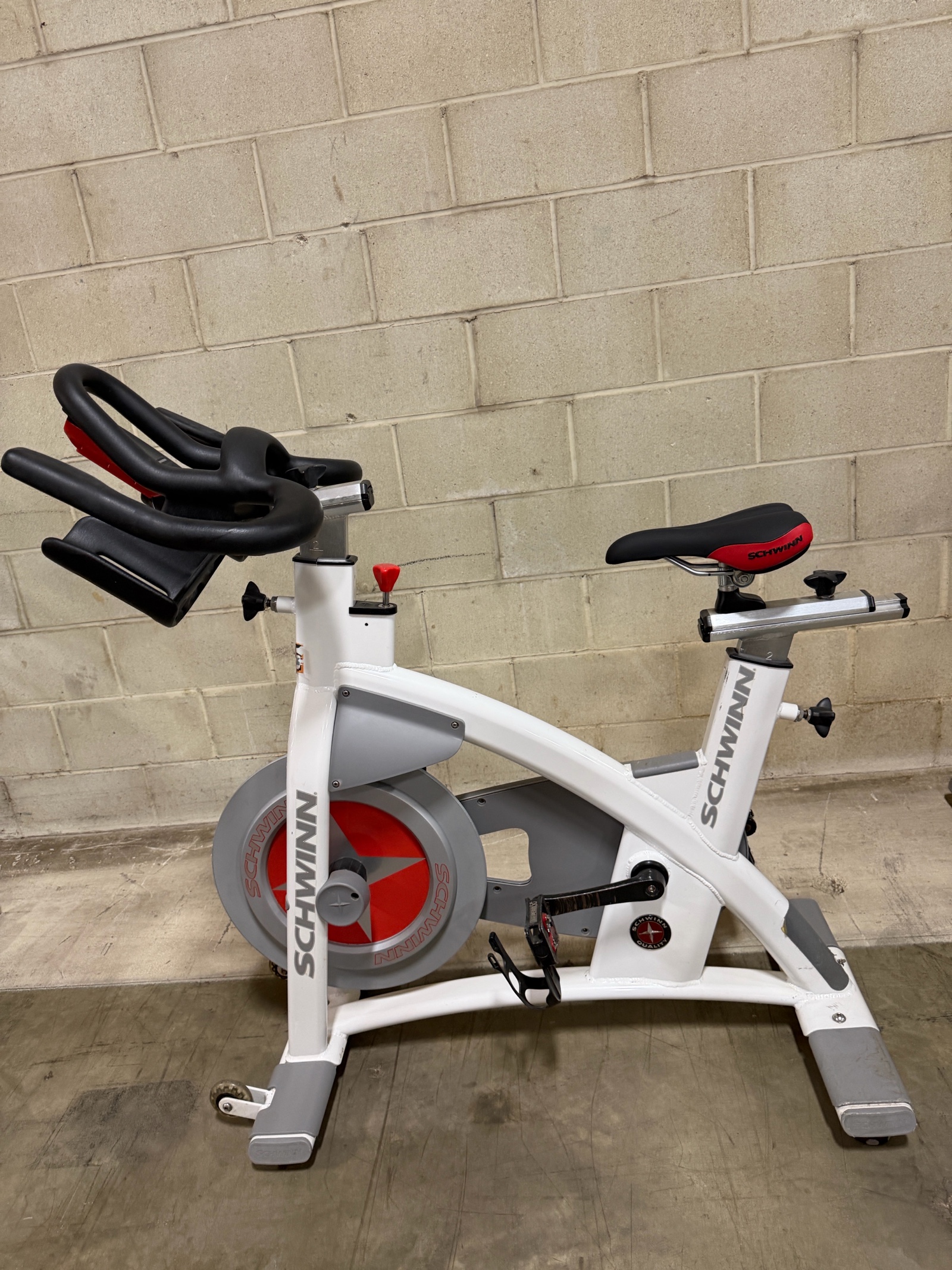Schwinn Carbon Blue Commercial Indoor Cycle  Spin Bike