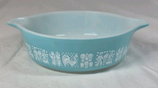 Pyrex Amish Butterprint Casserole Dish  Turquoise
