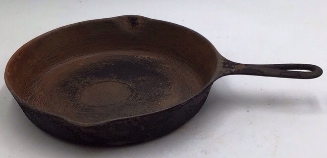 Vintage Griswold #8 Cast Iron Skillet  Erie PA