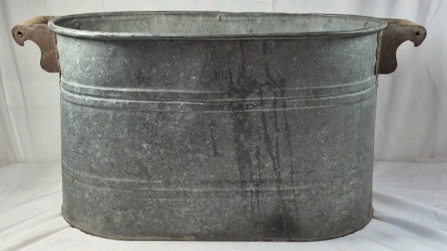 Vintage Galvanized Oval Tub with Handles