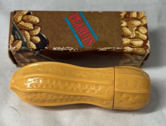 Vintage Peanuts Lip Balm Container