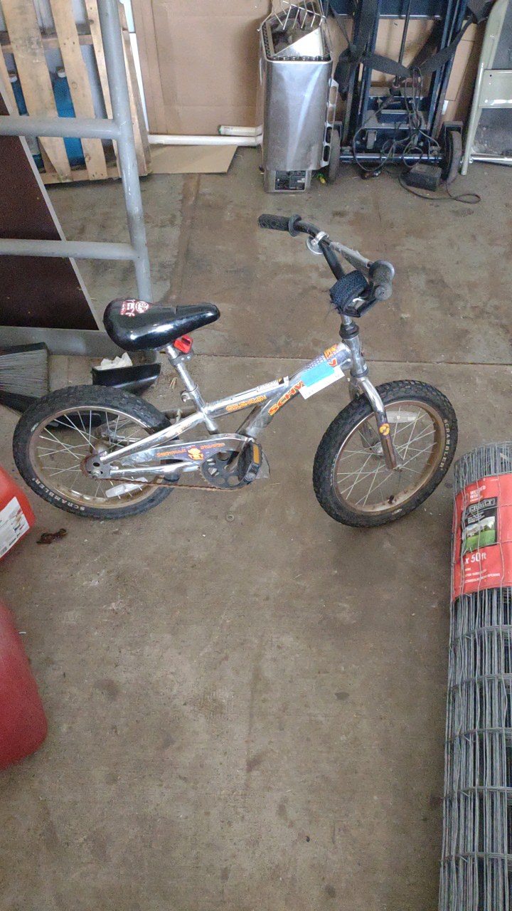 Schwinn kids bike