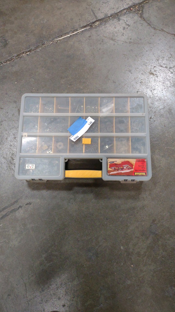 bolt organizer