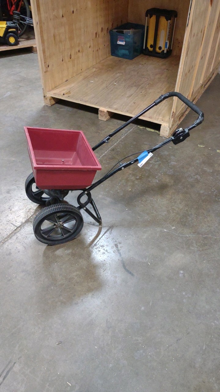 fertilizer spreader