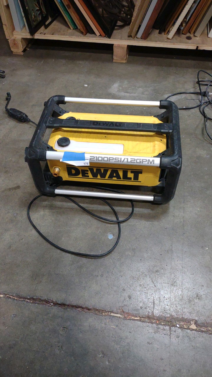 DeWalt pressure washer