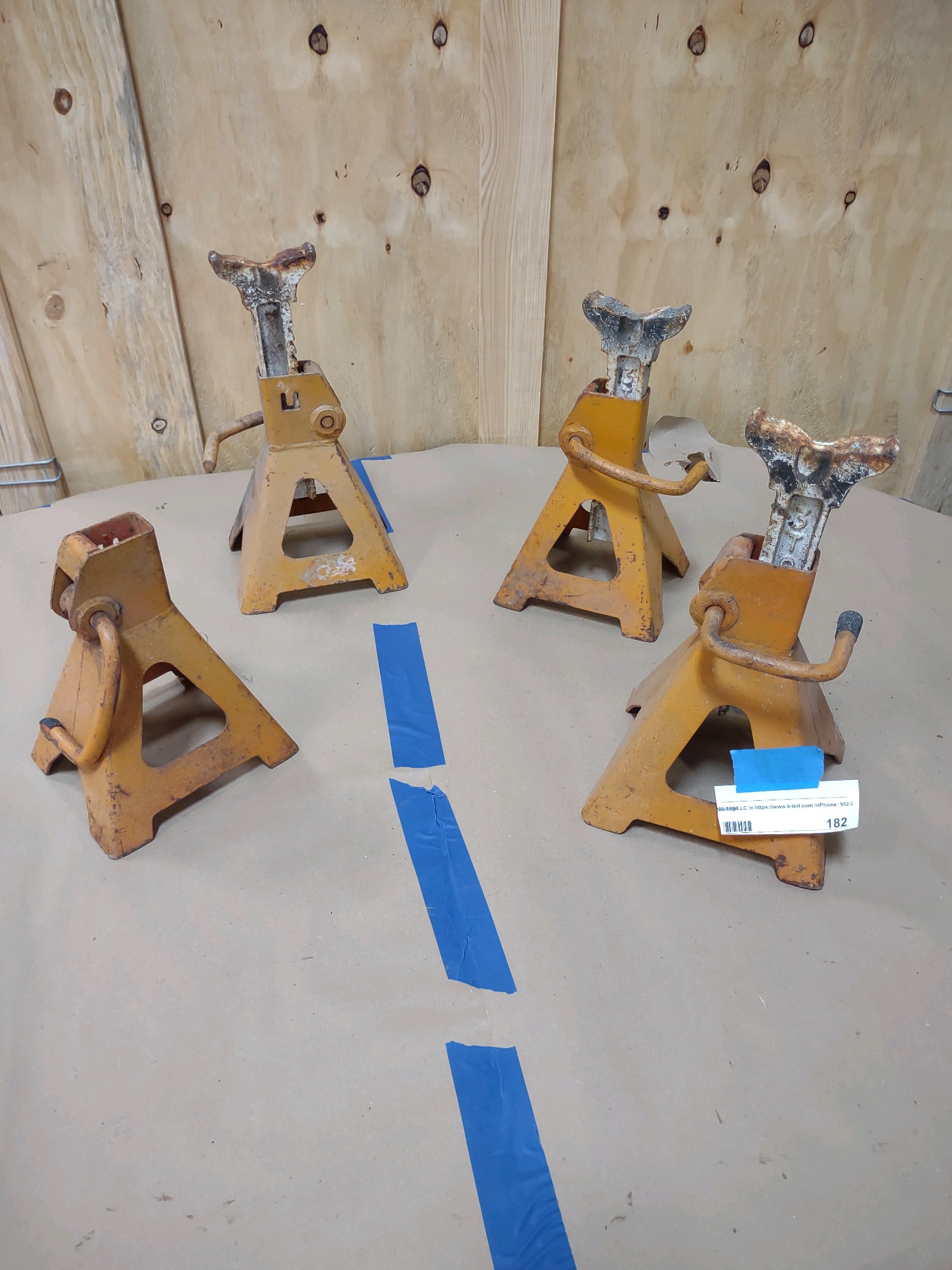 4 Jack Stands