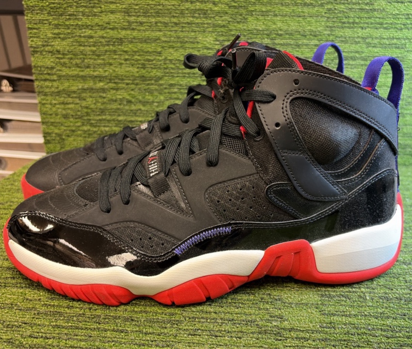 Jordan Jumpman Two Trey Bred Raptors Black True Red Concord DO1925-001 Size 10.5 Like New- Test drove Once!