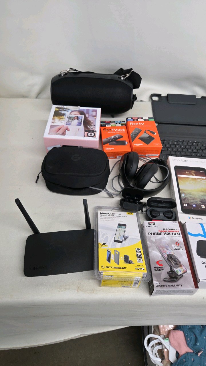 lot of Electronics and Accessories