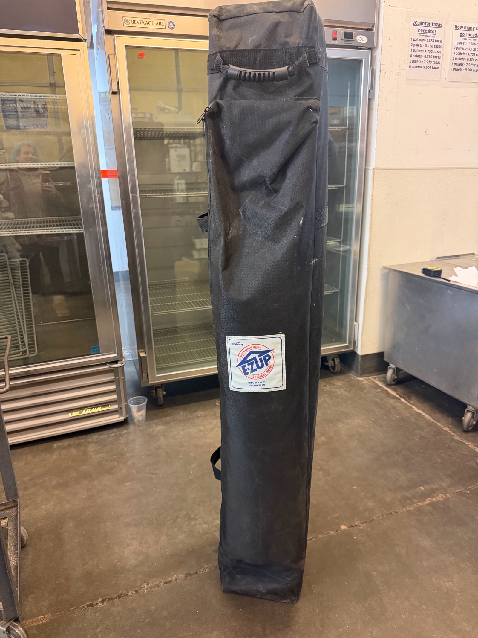 easy up canopy  10x10 like new condition