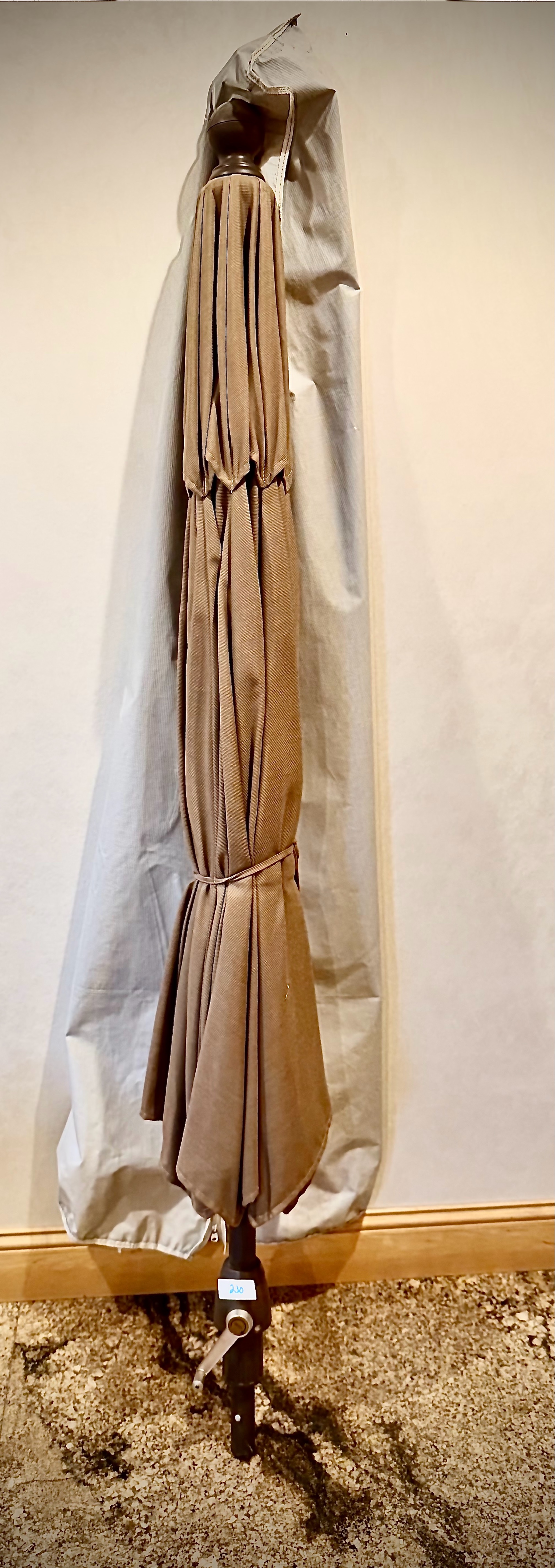 outdoor umbrella with cover