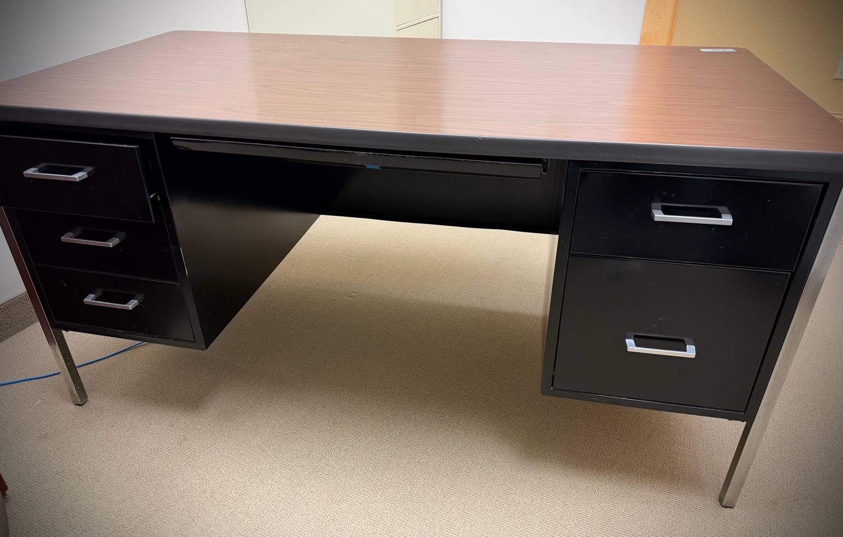 desk with five drawers