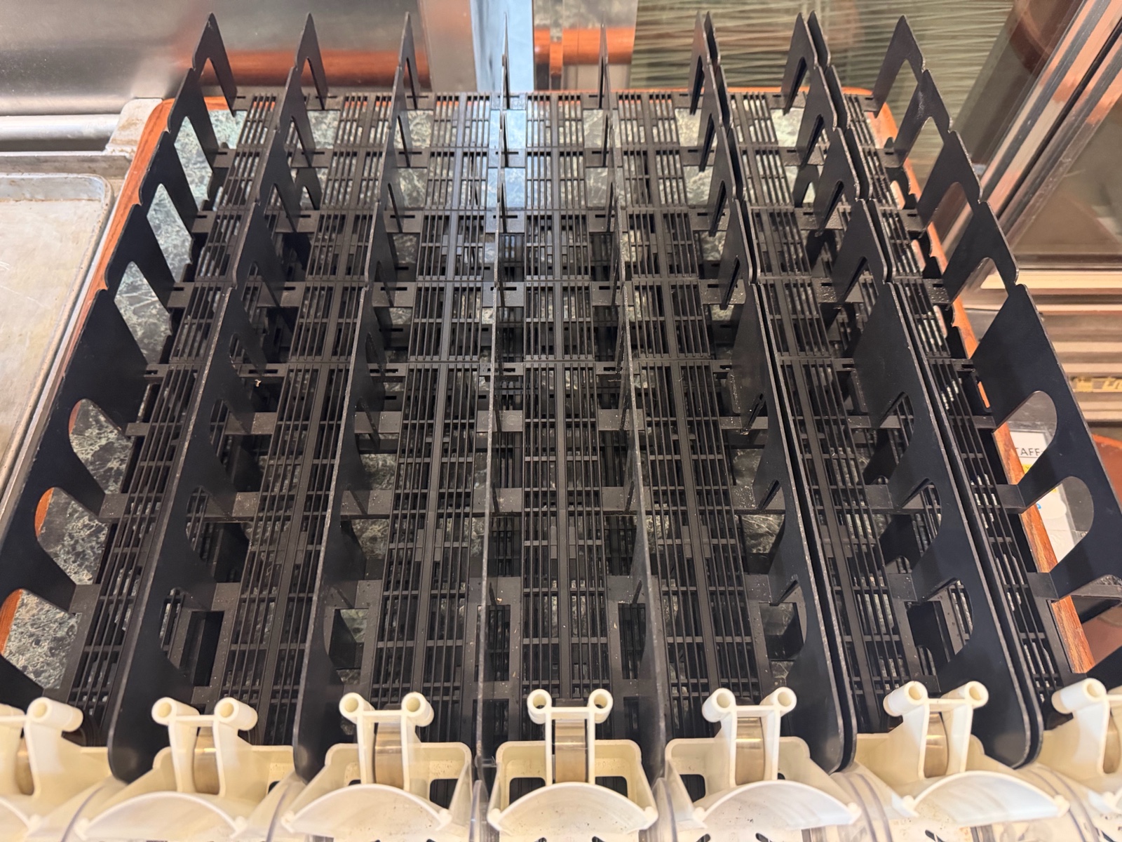 adjustable Spring feed bottle organizer